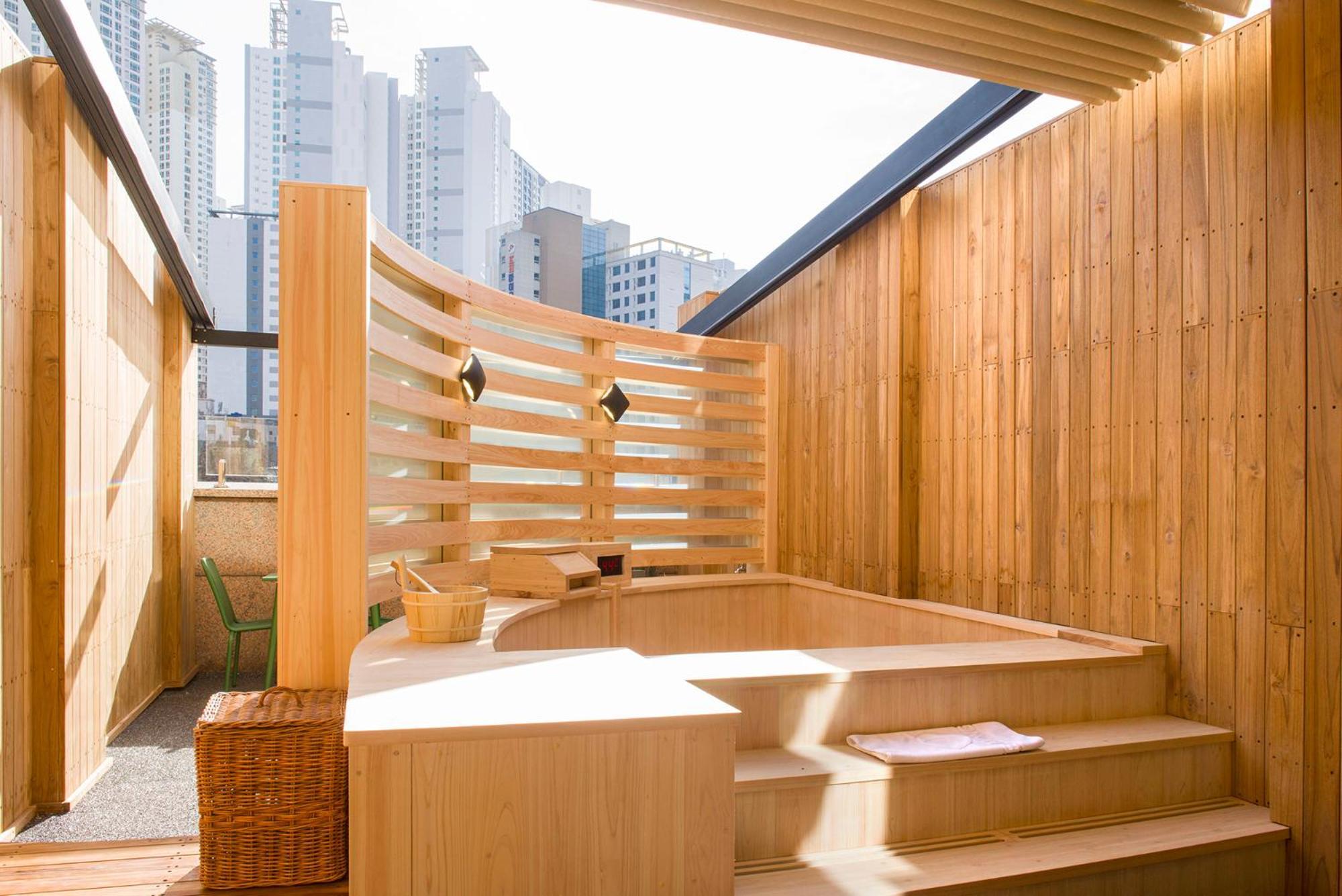 Nongshim Hotel Busan Exterior photo